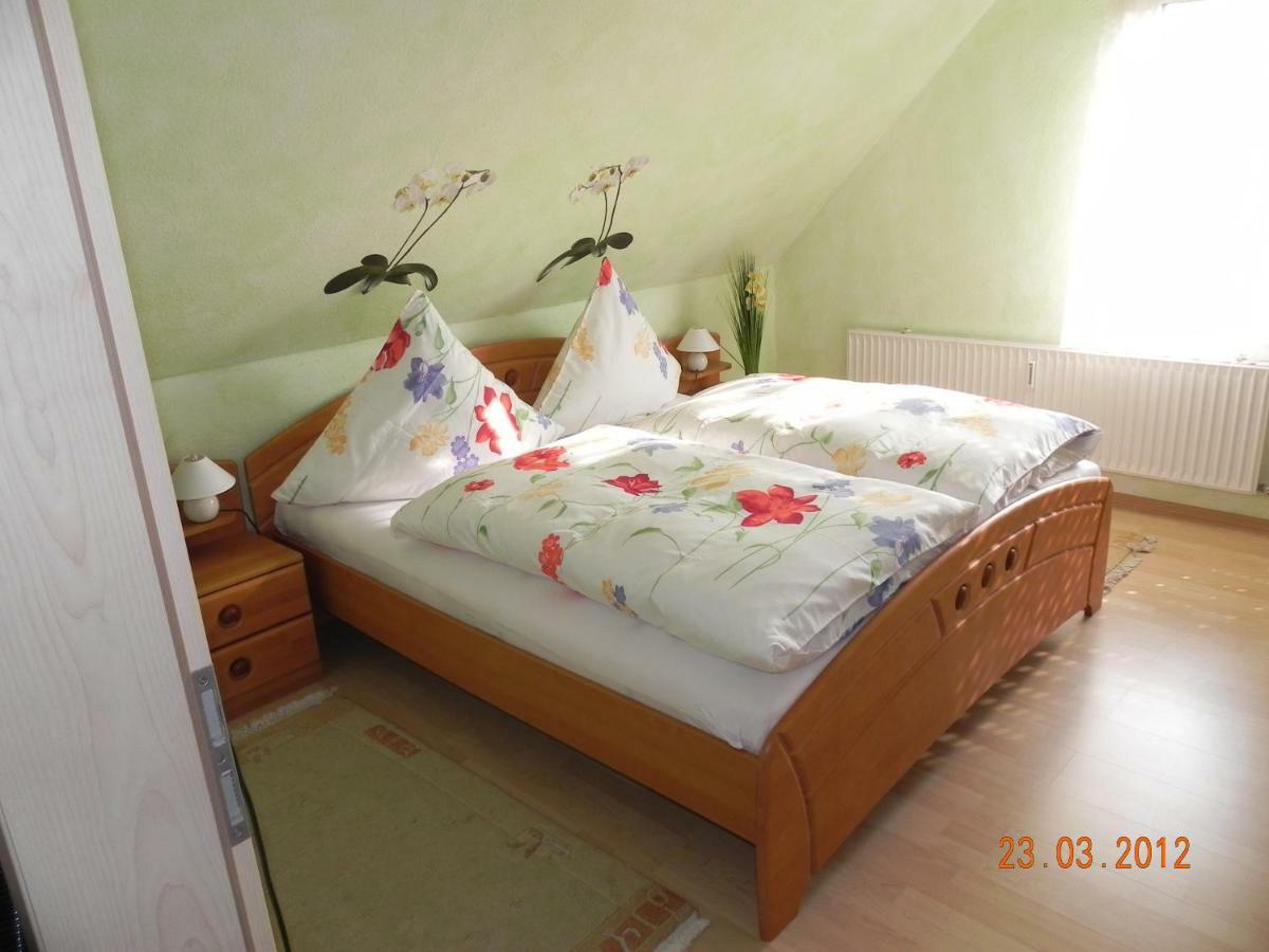 Ferienwohnung Edelbrenner Rimbach  エクステリア 写真